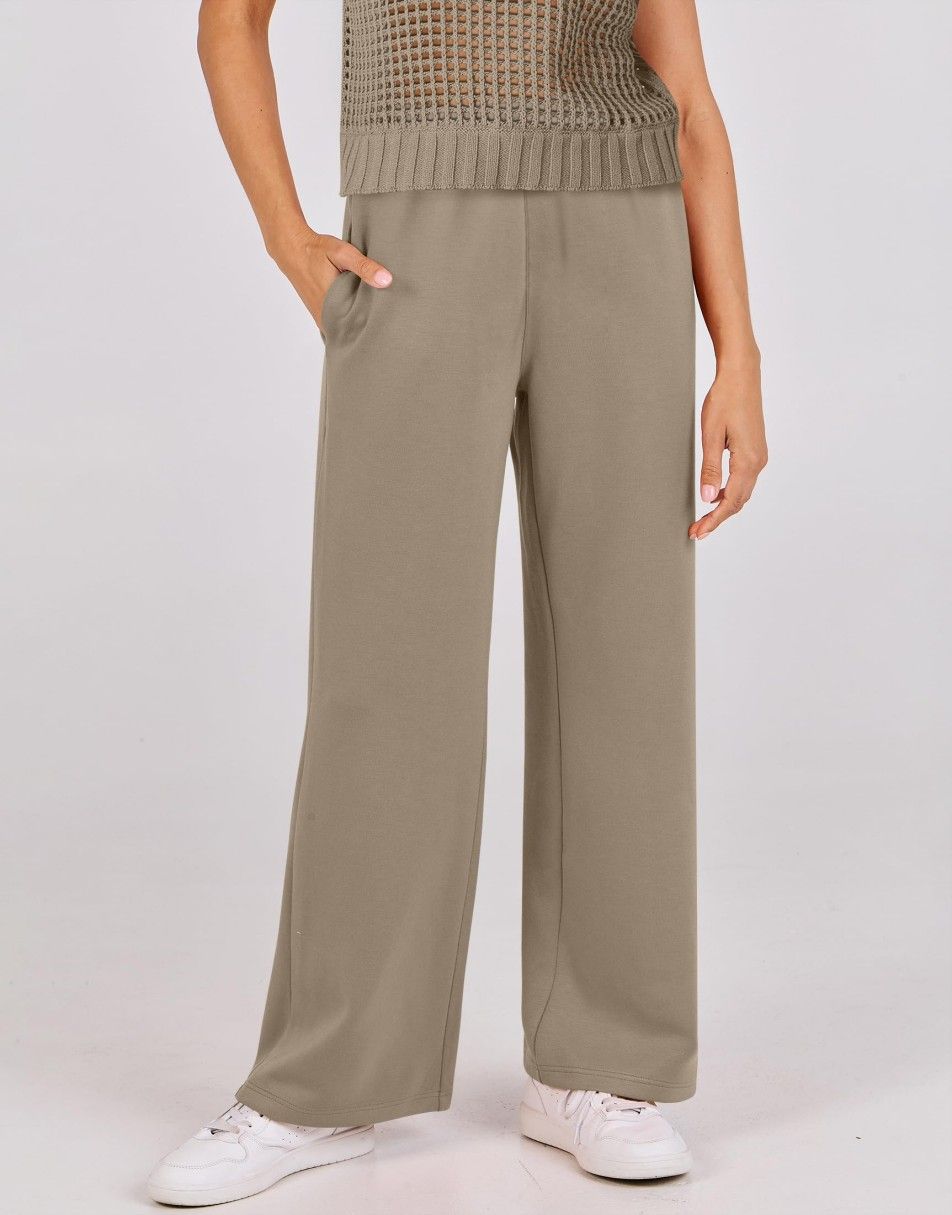 Conjunto Mavarina Crochê: Blusa Vazada e Calça Wide Leg Sofisticada