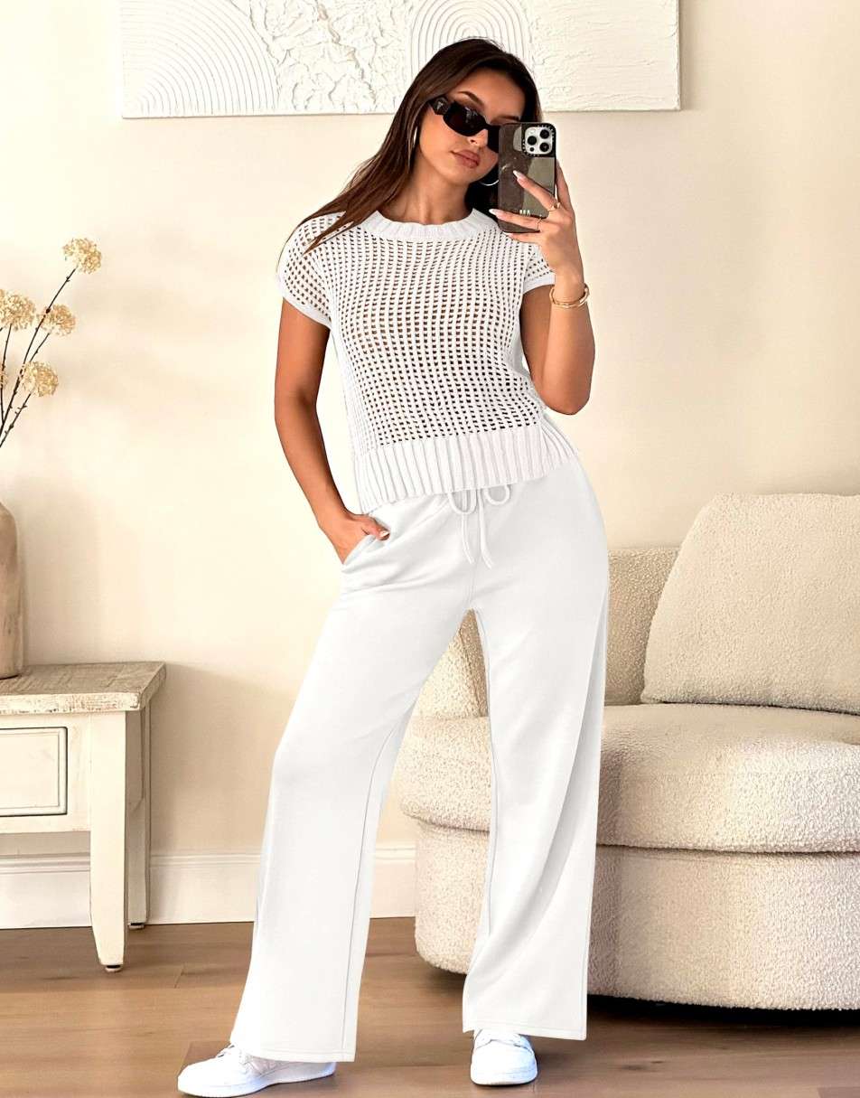 Conjunto Mavarina Crochê: Blusa Vazada e Calça Wide Leg Sofisticada