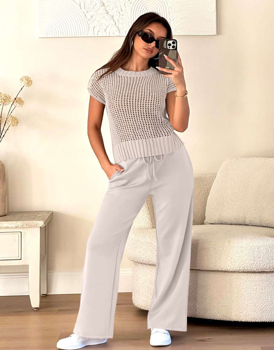 Conjunto Mavarina Crochê: Blusa Vazada e Calça Wide Leg Sofisticada