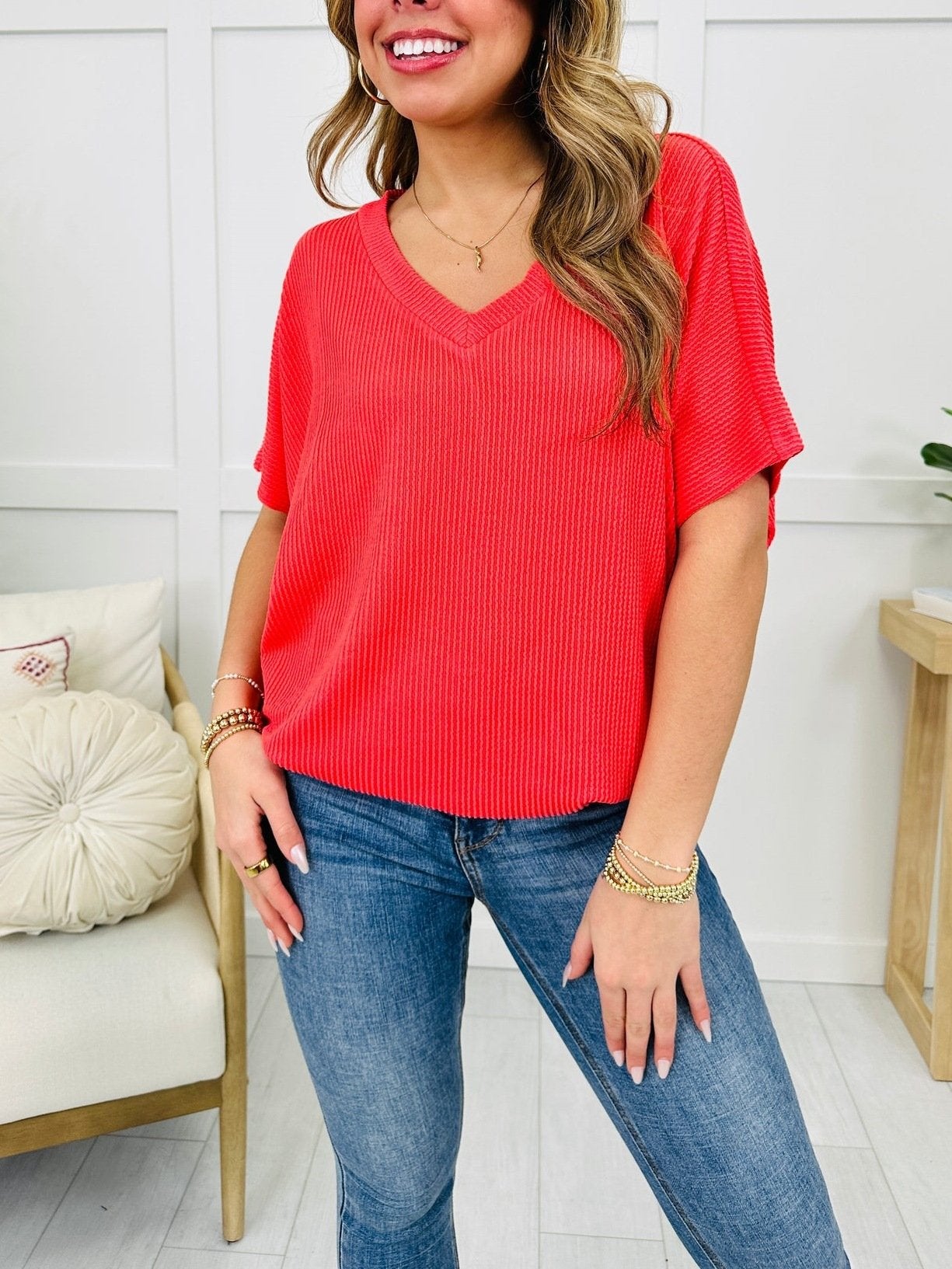💥ÚLTIMO DIA DE PROMOÇÃO💥 Blusa Feminina de Verão com Decote em V e Tecido Canelado em Relevo (COMPRE 1 E LEVE 2)