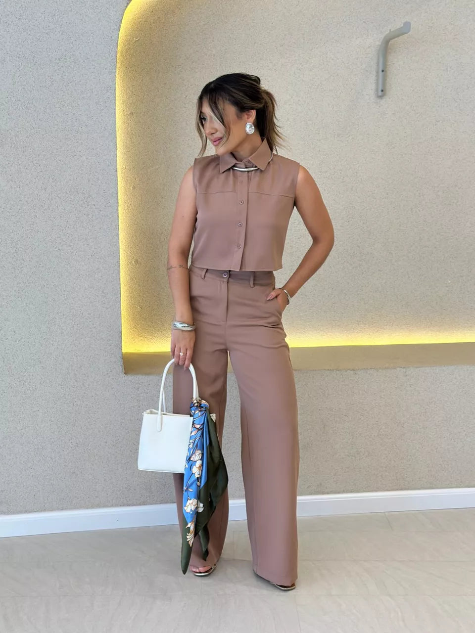 [Pague 1, Leve 2] Conjunto Karen - em Malha Premium / Para Mulheres que Amam Conforto com Estilo!