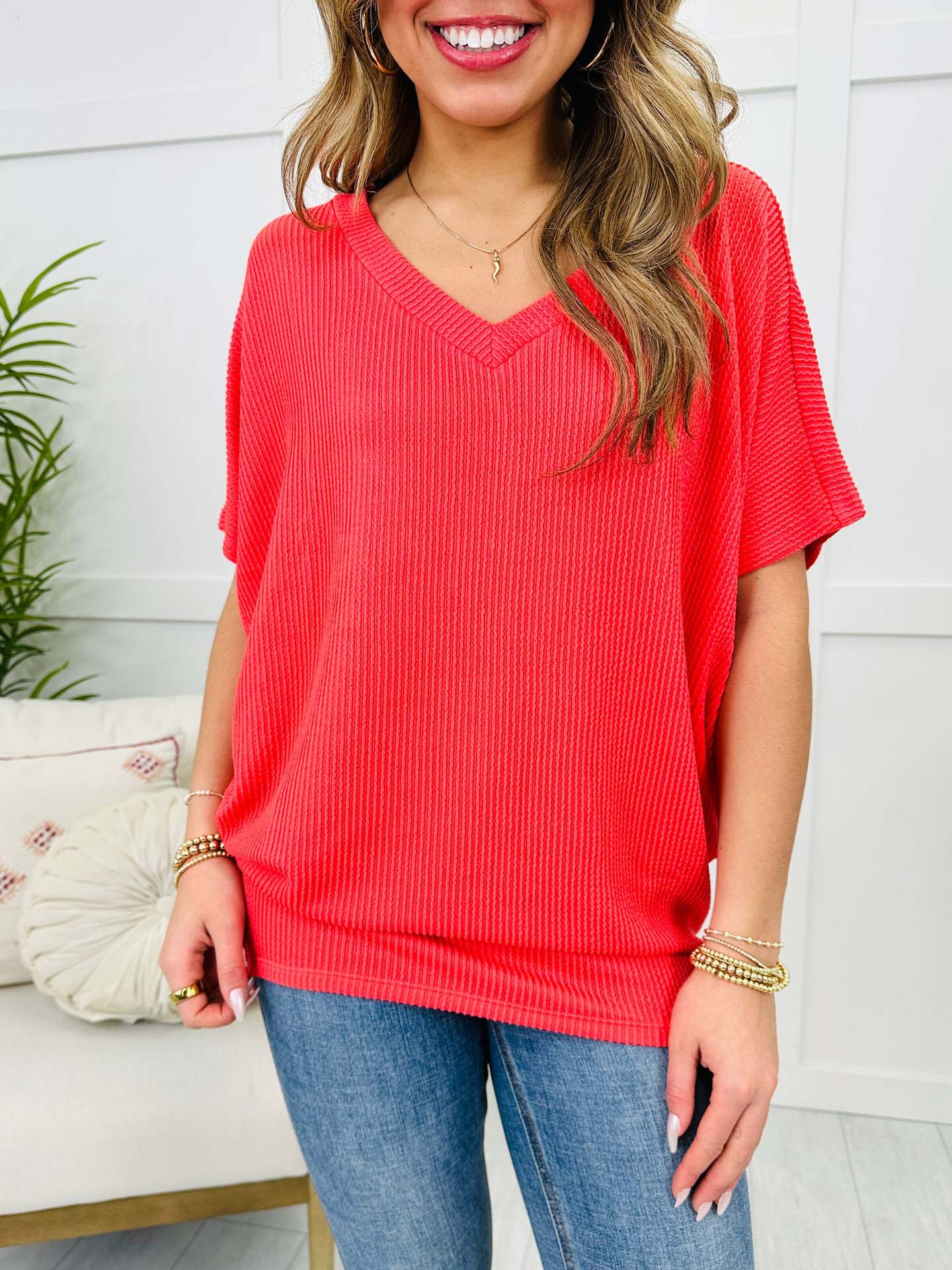 💥ÚLTIMO DIA DE PROMOÇÃO💥 Blusa Feminina de Verão com Decote em V e Tecido Canelado em Relevo (COMPRE 1 E LEVE 2)